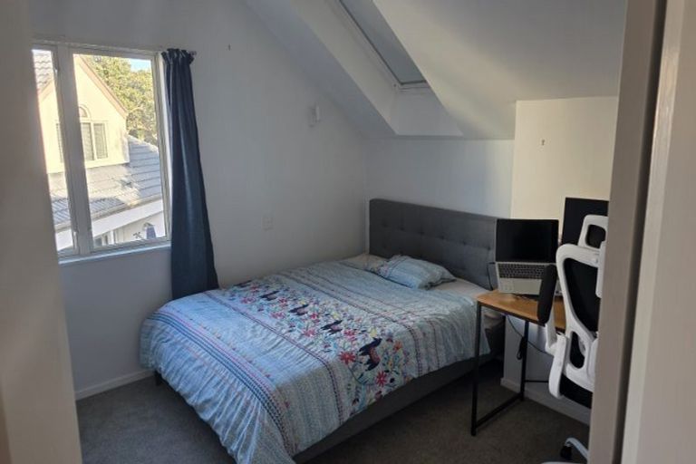 Photo of property in 38b Hinau Street, Woburn, Lower Hutt, 5011