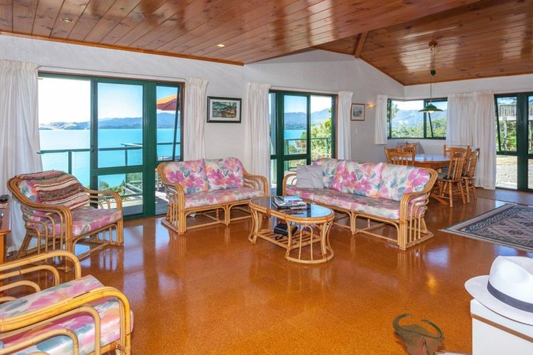 Photo of property in 44 Puriri Road, Te Kouma, Coromandel, 3581