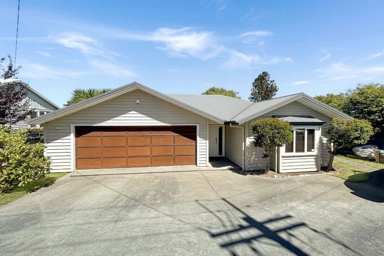 Photo of property in 31 Gillies Avenue, Taupo, 3330