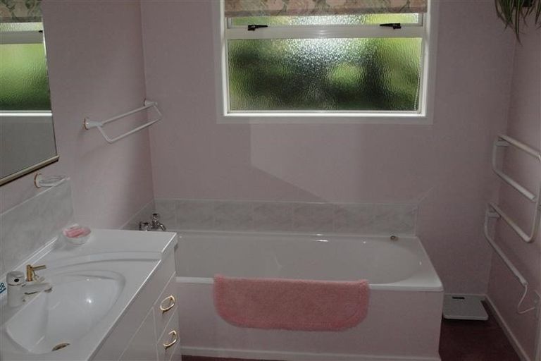 Photo of property in 29 Elm Crescent, Gladstone, Invercargill, 9810