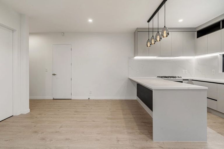 Photo of property in 24a Killarney Avenue, Torbay, Auckland, 0630