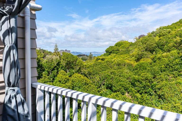 Photo of property in 51a Maungaraki Road, Korokoro, Lower Hutt, 5012