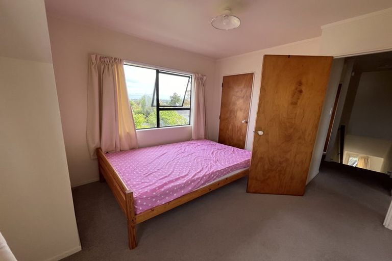 Photo of property in 2/14 James Street, Bayview, Auckland, 0629