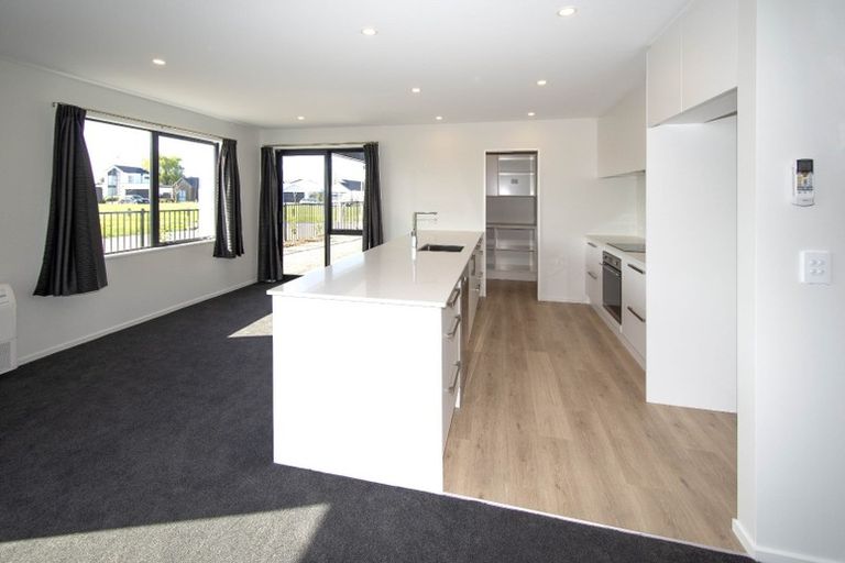 Photo of property in 8 Preferred Lane, Halswell, Christchurch, 8025