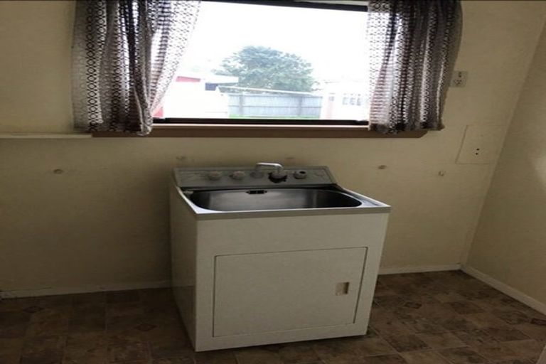 Photo of property in 13 Tinokore Street, Hei Hei, Christchurch, 8042