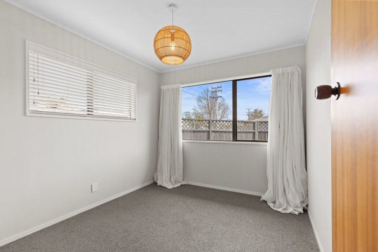 Photo of property in 1 Karaka Road, Otumoetai, Tauranga, 3110