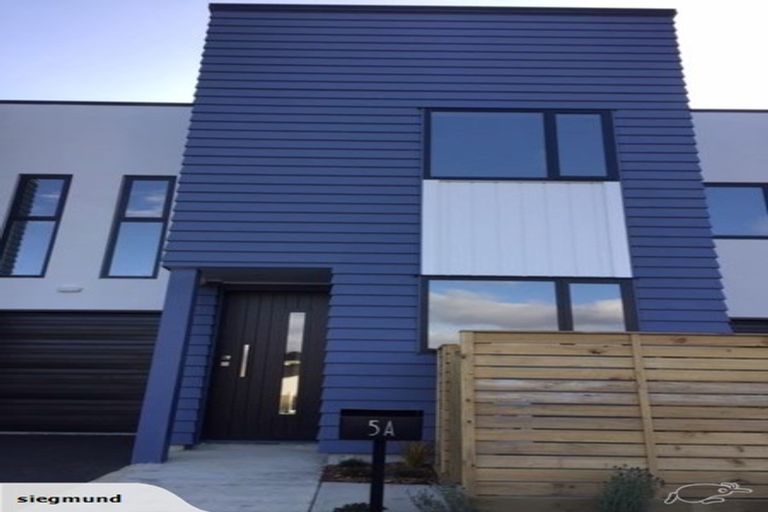 Photo of property in 5a Breakwater Way, Whitby, Porirua, 5024