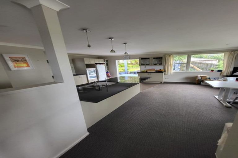 Photo of property in 115 Monarch Avenue, Hillcrest, Auckland, 0627