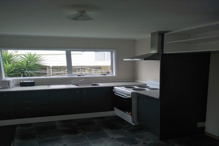 Photo of property in 1/24 Solveig Place, Randwick Park, Auckland, 2105