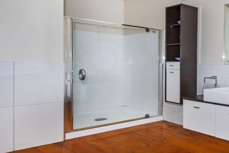 Photo of property in 8 School Lane, Regent, Whangarei, 0112