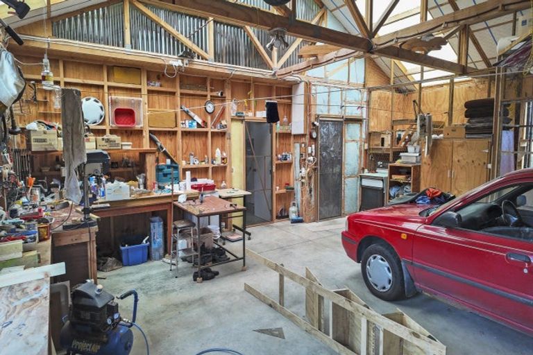 Photo of property in 104 Bergin Road, Foxton, 4814