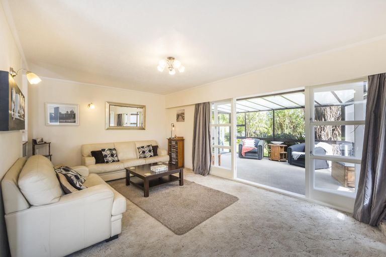 Photo of property in 9 Busby Place, Awapuni, Palmerston North, 4412