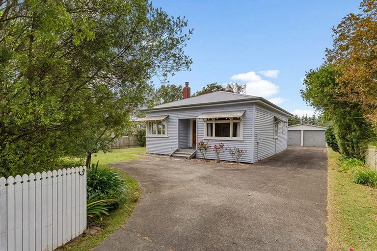 Photo of property in 35 Aroha View Avenue, Te Aroha, 3320