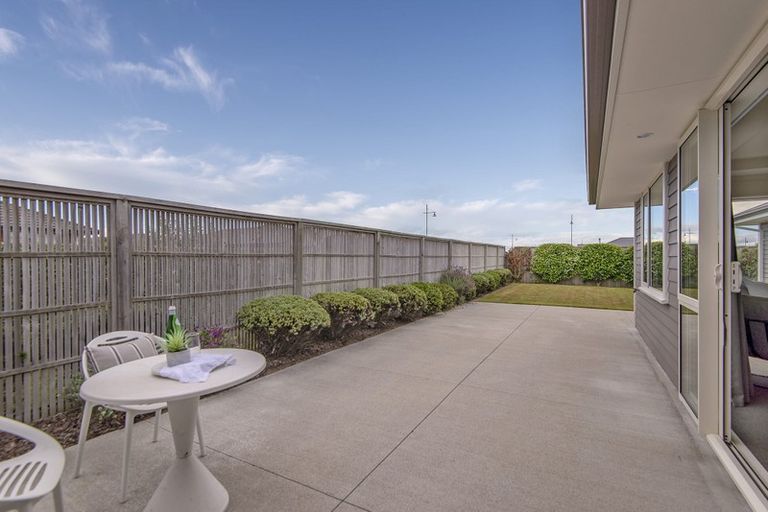 Photo of property in 14 Tutaipatu Avenue, Pegasus, 7612