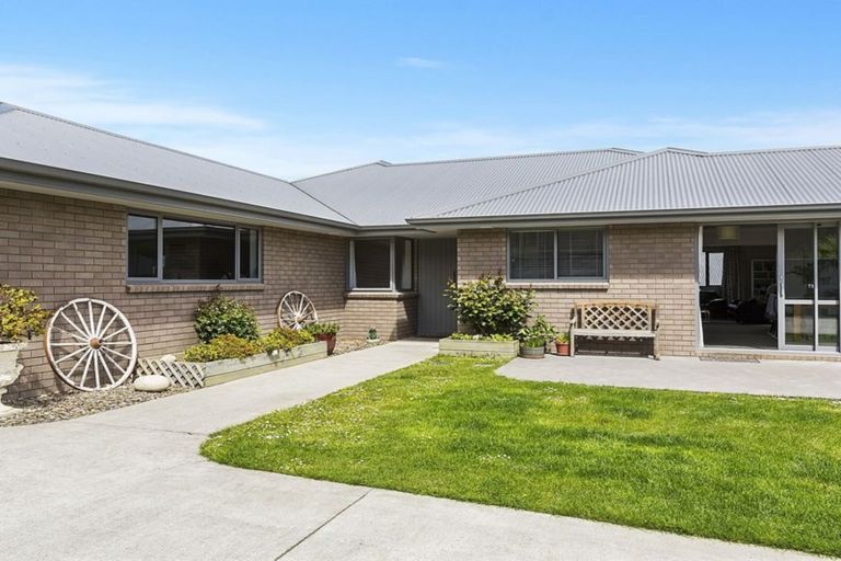 Photo of property in 3 Heasley Lane, Mosgiel, 9092