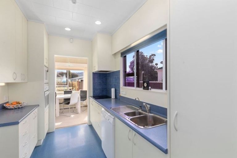 Photo of property in 33 Haig Street, Waterloo, Lower Hutt, 5011