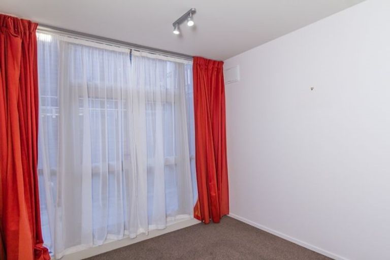 Photo of property in 8/337 Jackson Street, Petone, Lower Hutt, 5012