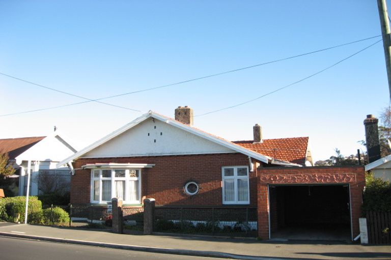 Photo of property in 69 Eglinton Road, Mornington, Dunedin, 9011