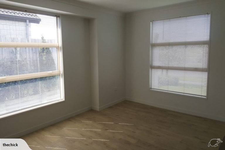 Photo of property in 26 Bottle Lake Drive, Parklands, Christchurch, 8083