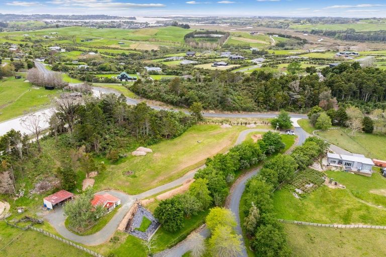 Photo of property in 124b Devich Road, Mangawhai, 0975