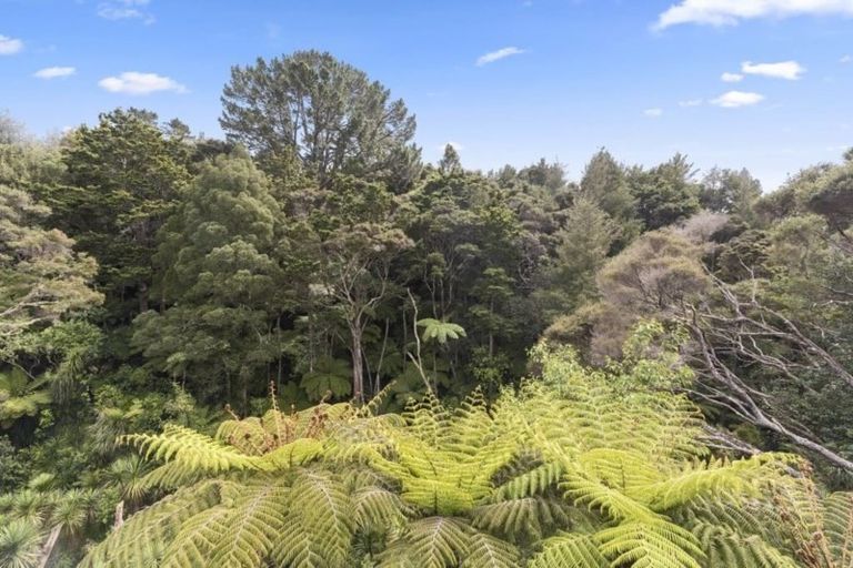 Photo of property in 3/12 Herons Way, Northcote, Auckland, 0627