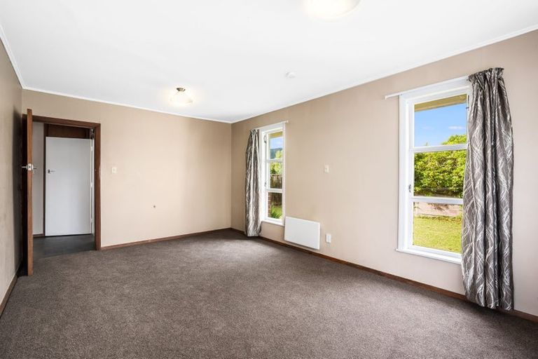 Photo of property in 20-20a Cottle Street, Avalon, Lower Hutt, 5011