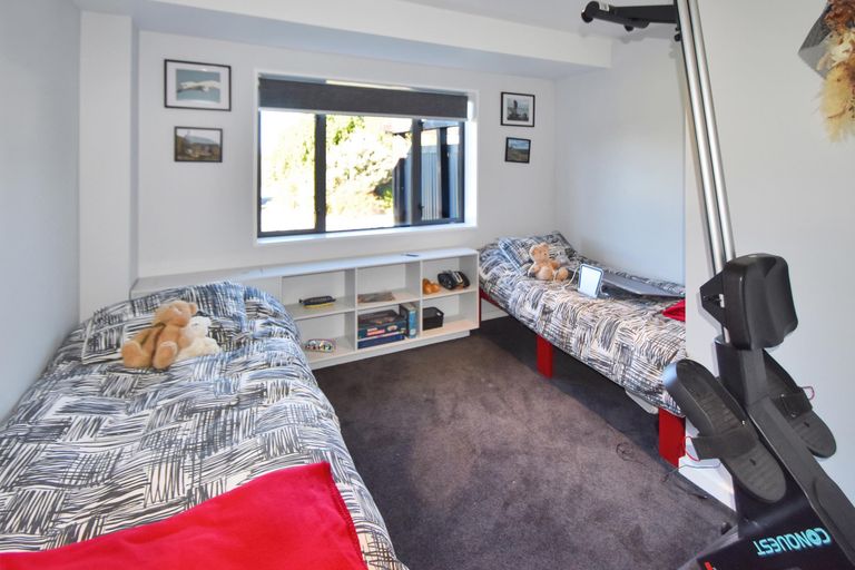 Photo of property in 16 Matukituki Crescent, Twizel, 7901