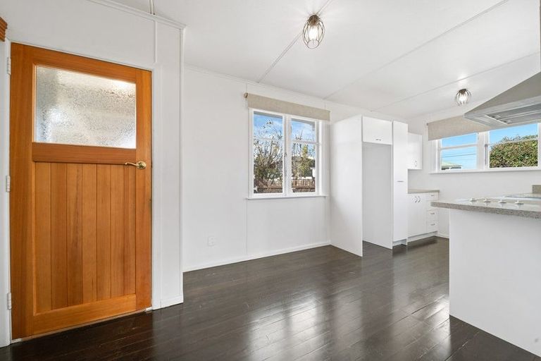 Photo of property in 10 Fergusson Street, Solway, Masterton, 5810