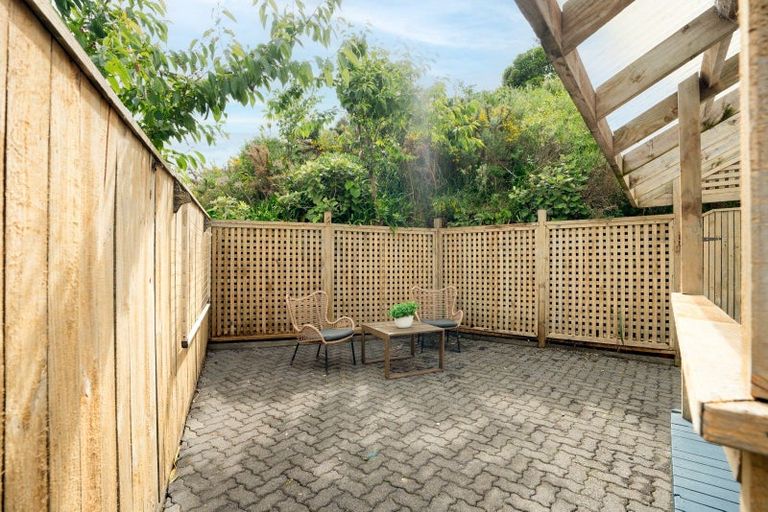 Photo of property in 1/6 Montreal Grove, Kingston, Wellington, 6021