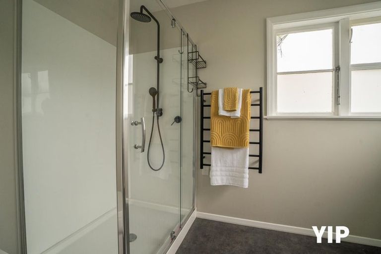 Photo of property in 94 Woodland Road, Johnsonville, Wellington, 6037