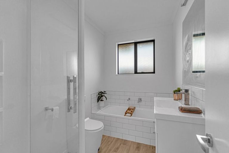 Photo of property in 5 Chambers Avenue, Woodend, 7610