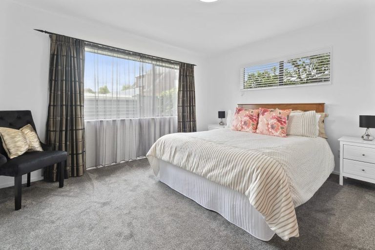 Photo of property in 13c Nelson Street, Papakura, 2110