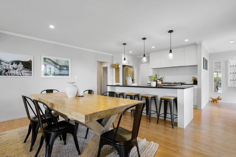 Photo of property in 1 Boyce Crescent, Cambridge, 3434