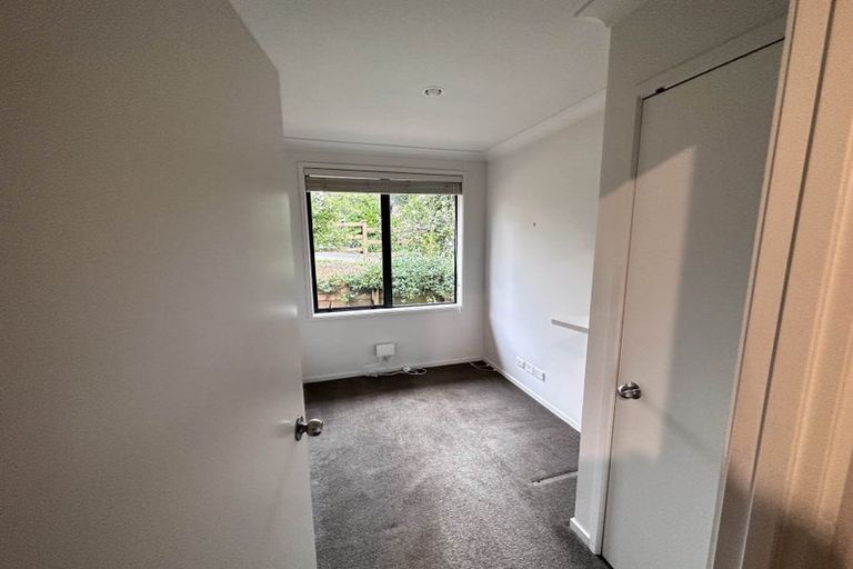 Photo of property in 13 Kimberly Grove, Greenhithe, Auckland, 0632