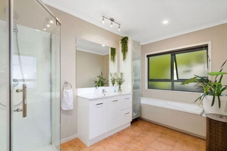 Photo of property in 138 Oyster Point Road, Kaukapakapa, Warkworth, 0984