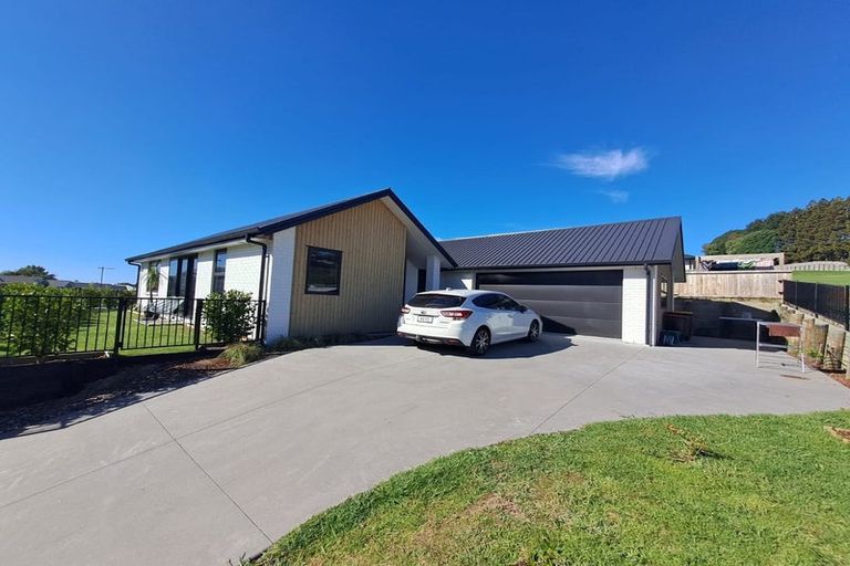 Photo of property in 71 Hass Drive, Ohauiti, Tauranga, 3112