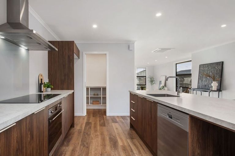 Photo of property in 5 Summerleas Lane, Halswell, Christchurch, 8025