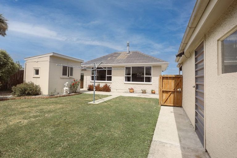 Photo of property in 27 Hammersley Avenue, Shirley, Christchurch, 8013