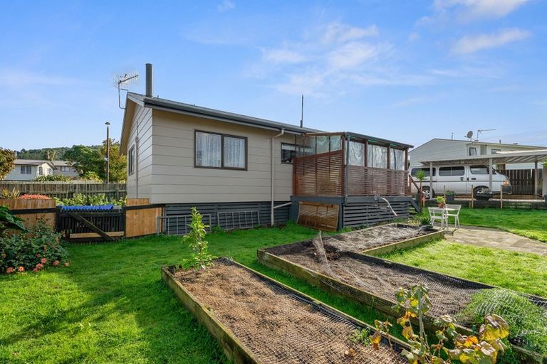 Photo of property in 3b Jet Place, Pukehangi, Rotorua, 3015