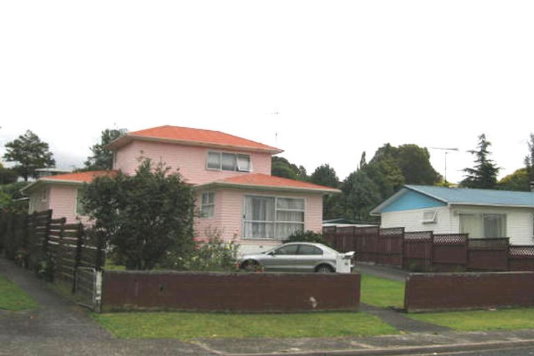 Photo of property in 12 Ivy Place, Birkdale, Auckland, 0626