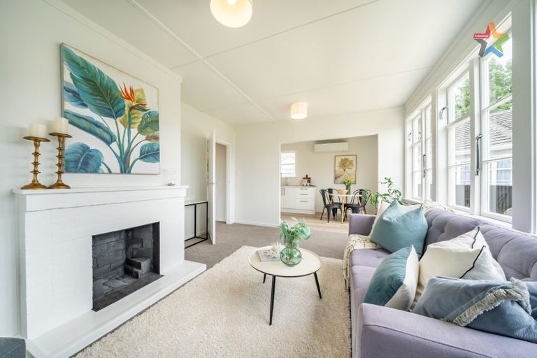 Photo of property in 43 Benge Crescent, Naenae, Lower Hutt, 5011