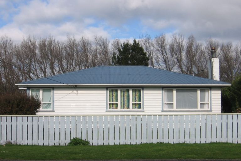 Photo of property in 78 Brandon Street, Featherston, 5710