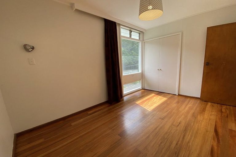 Photo of property in 45a Randwick Road, Northland, Wellington, 6012