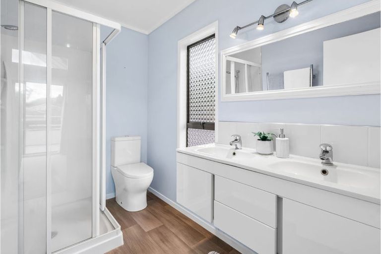 Photo of property in 33 Kotare Crescent, Maunu, Whangarei, 0110