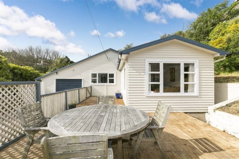 Photo of property in 1 Rangoon Street, Khandallah, Wellington, 6035