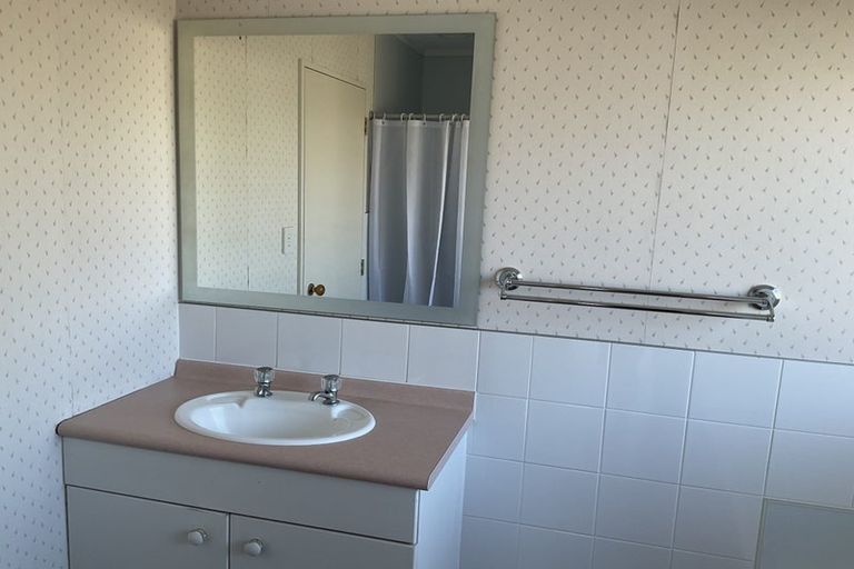 Photo of property in 13 Mahuta Road, Waitahanui, Taupo, 3378