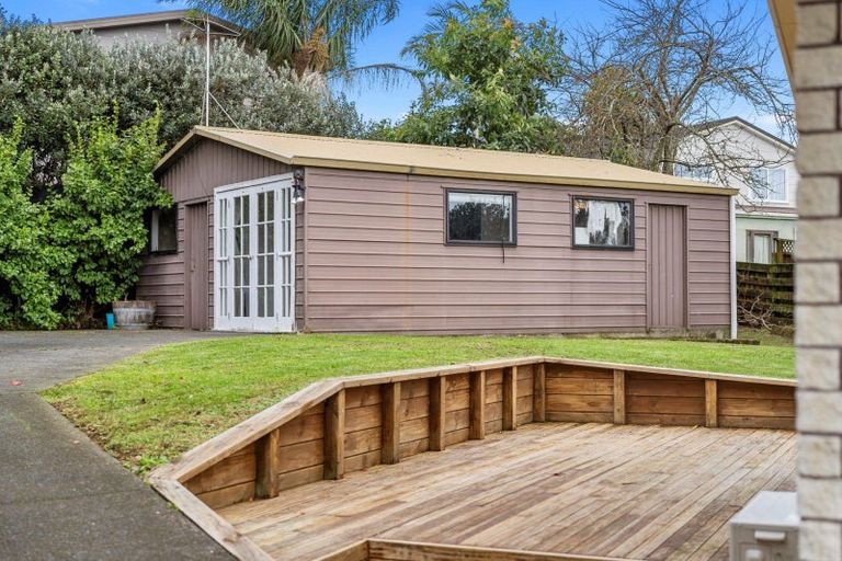 Photo of property in 12 Pokapu Place, Bethlehem, Tauranga, 3110
