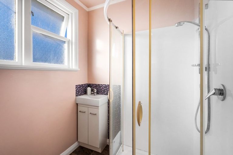 Photo of property in 42 Miro Street, Trentham, Upper Hutt, 5018