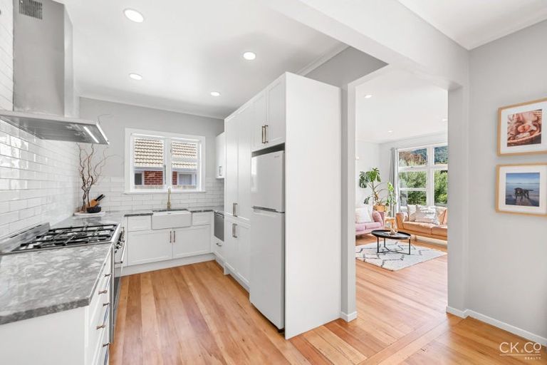 Photo of property in 232 Fergusson Drive, Heretaunga, Upper Hutt, 5018