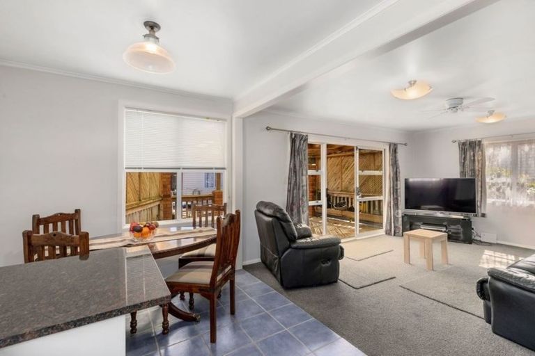 Photo of property in 1289 High Street, Taita, Lower Hutt, 5011